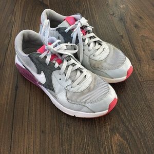 Girls Nike Air Max tennis shoes